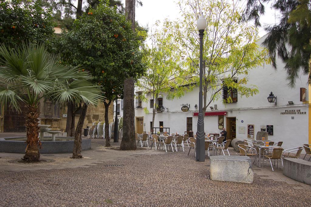 Apartament Casa Turistica Patio Cordobes - Parking Privado En La Juderia Kordoba Zewnętrze zdjęcie